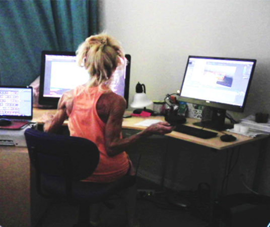 Raquelia in her Design Studio